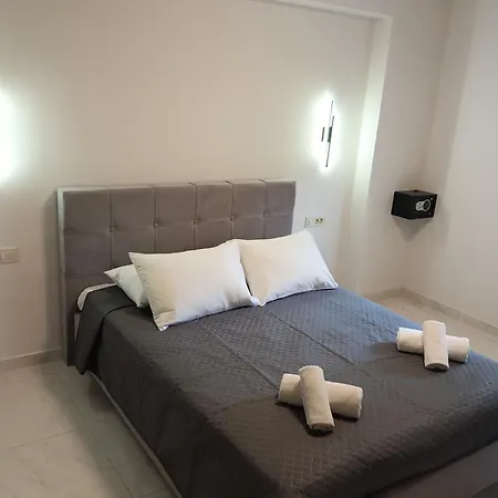 Villapouliezos Apartment